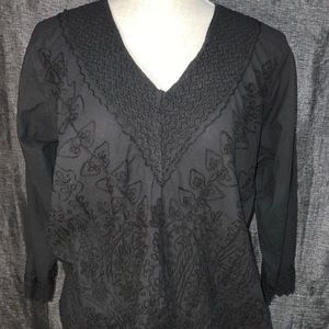 Black tunic top